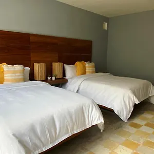 **** Hotel Unknown México