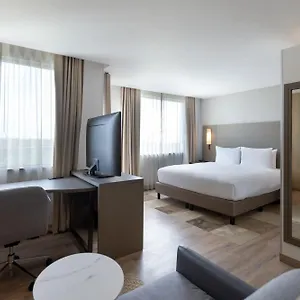 *** Hotel By Marriott México
